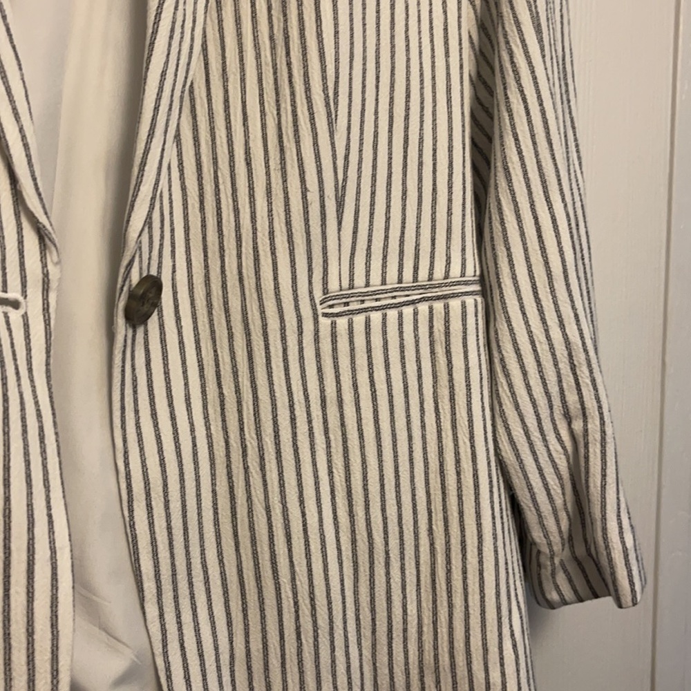 Light blazer - Picture 7 of 8